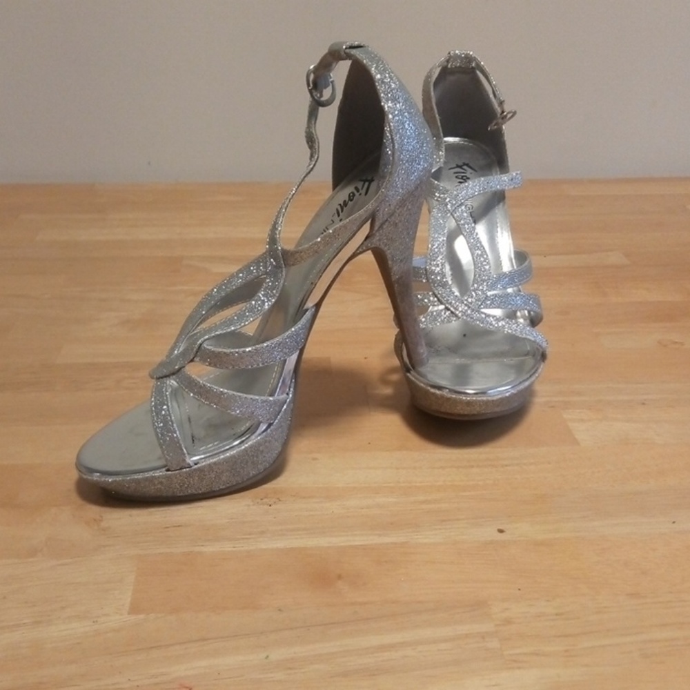 High heel shoes